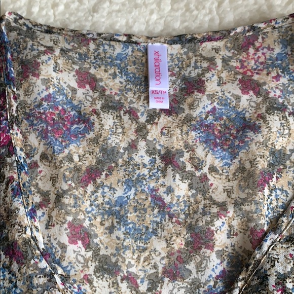 Beautiful dress - Picture 4 of 6